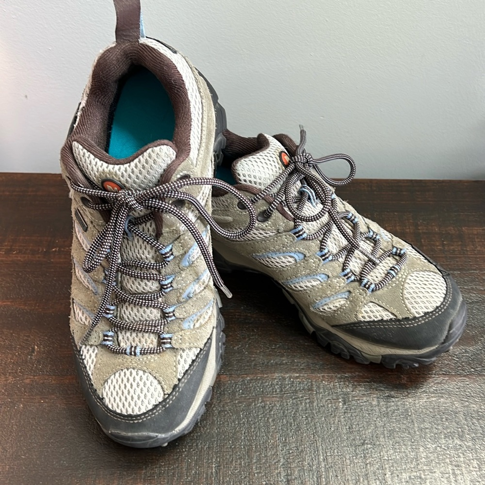 Merrell Women's Moab 2 Waterproof Hiking Shoes